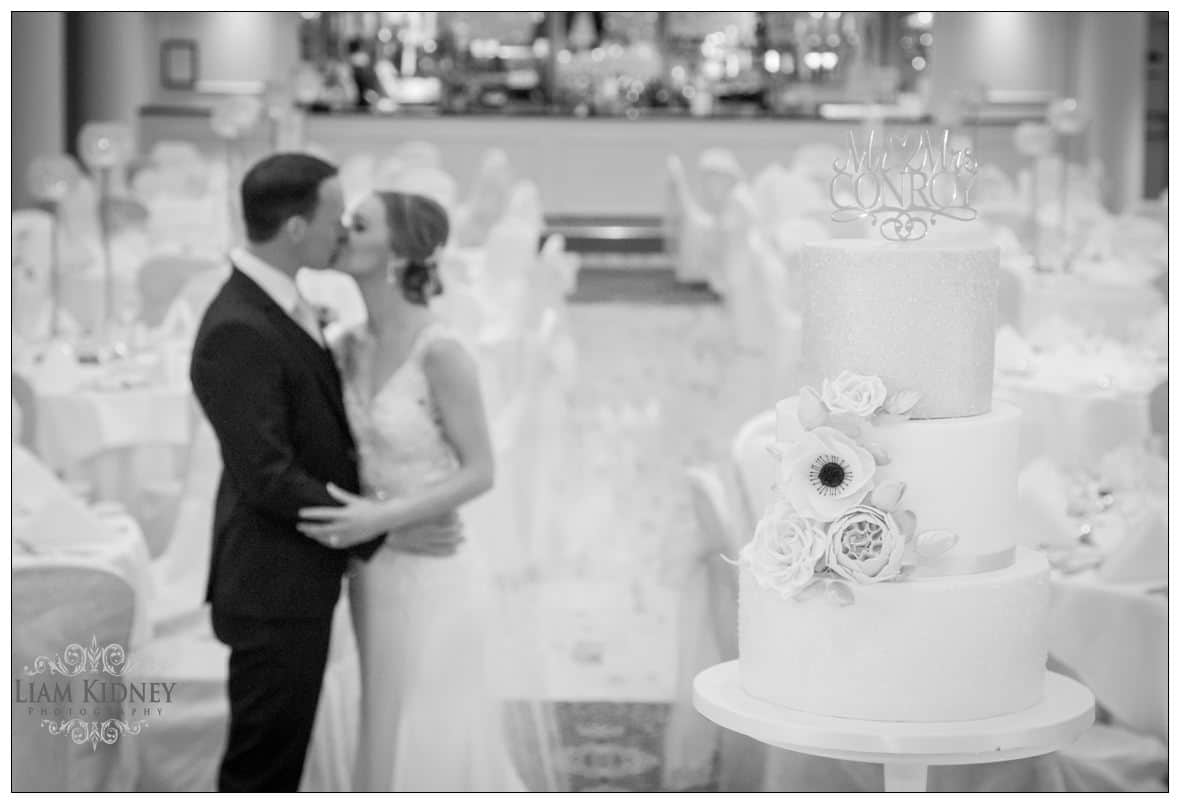 Bloomfield Hotel Wedding cake