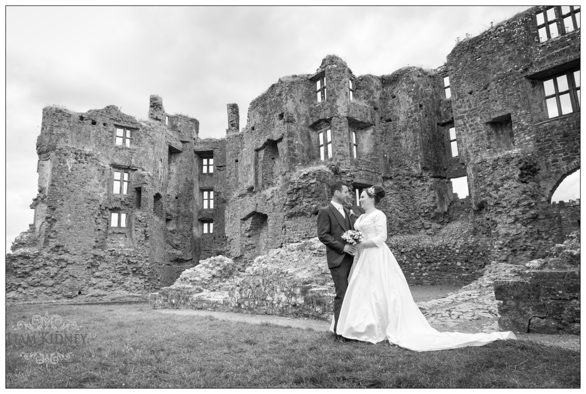 Roscommon Castle wedding couple