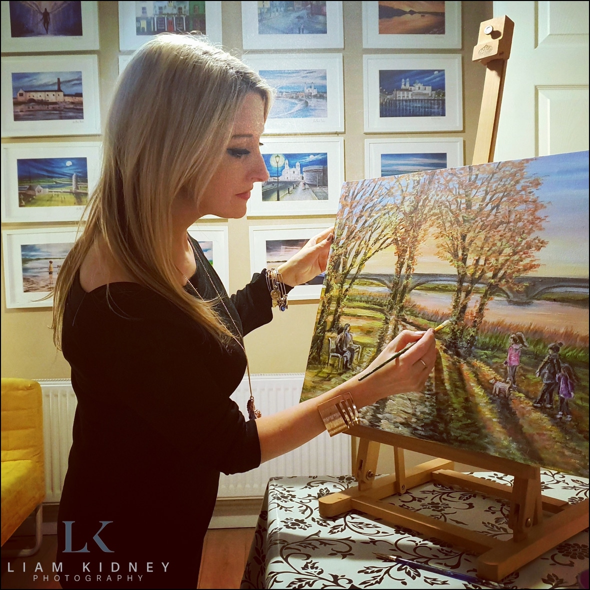 Local Artist Anna Boles Painted Picture of Couple's Wedding Liam Kidney Photography